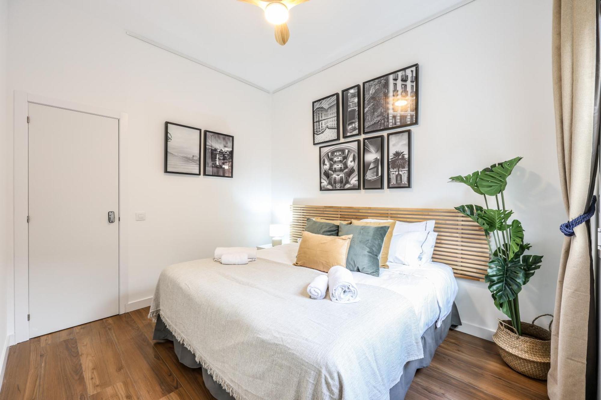Be Coliving Madrid Centro Hotel Exterior photo