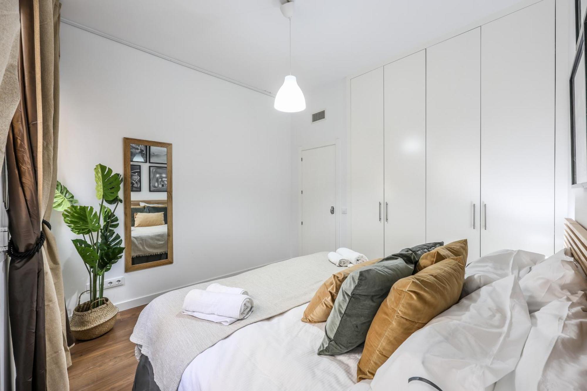 Be Coliving Madrid Centro Hotel Exterior photo