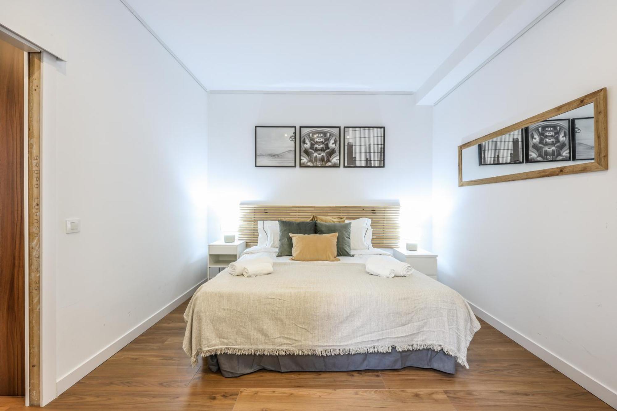 Be Coliving Madrid Centro Hotel Exterior photo