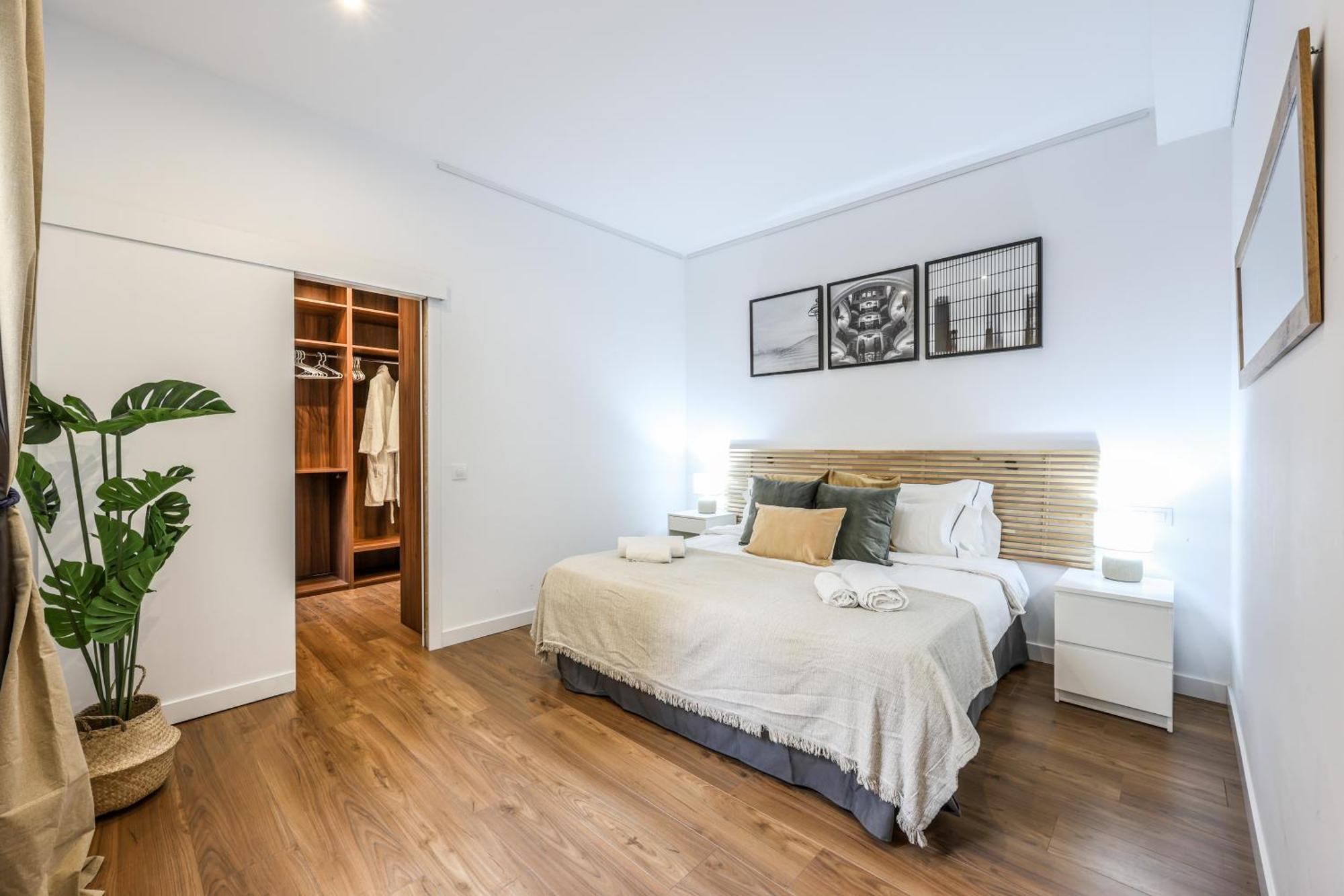 Be Coliving Madrid Centro Hotel Exterior photo